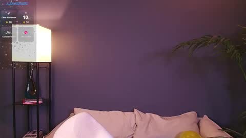 Snapshot of dreamysteps chatting on 11.08.25 dreamysteps online show from 11.08.25