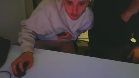 drei4w online show from 02.23.26