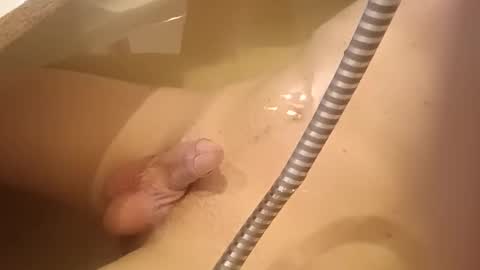 Snapshot of drijn3 chatting on 09.18.25 drijn3 online show from 09.18.25