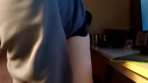 Snapshot of drijn3 chatting on 09.27.25 drijn3 online show from 09.27.25