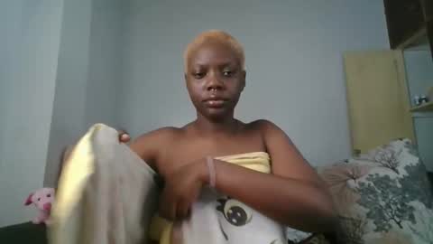 Snapshot of drip_doll_ chatting on 11.21.25 Kimberly online show from 11.21.25