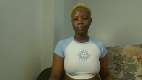 Snapshot of drip_doll_ chatting on 02.01.26 Kimberly online show from 02.01.26