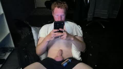 Snapshot of drippinreign chatting on 03.12.26 drippinreign online show from 03.12.26