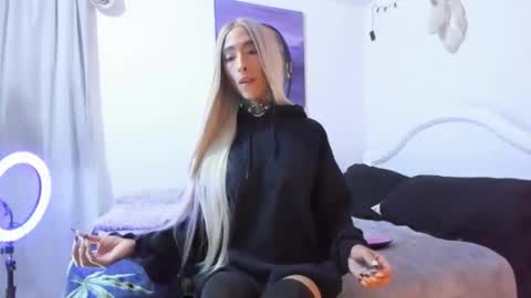 Snapshot of drippyorlove chatting on 12.04.24 drippyorlove online show from 12.04.24