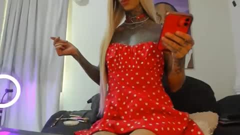 Snapshot of drippyorlove chatting on 12.10.24 drippyorlove online show from 12.10.24