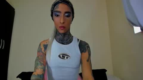 Snapshot of drippyorlove chatting on 03.12.25 drippyorlove online show from 03.12.25