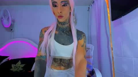 Snapshot of drippyorlove chatting on 09.15.25 drippyorlove online show from 09.15.25