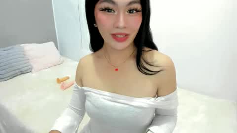 miss. Erika online show from 11.10.25
