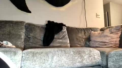 Snapshot of drobbb656 chatting on 11.24.25 2xTheTrouble online show from 11.24.25