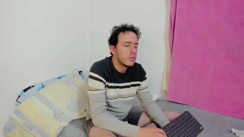 Snapshot of drod6621 chatting on 11.16.25 CamiSanti online show from 11.16.25