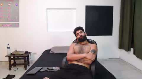 Snapshot of drogama chatting on 02.08.25 Drogama online show from 02.08.25