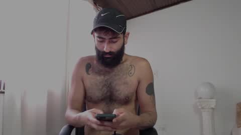 Snapshot of drogama chatting on 02.20.25 Drogama online show from 02.20.25