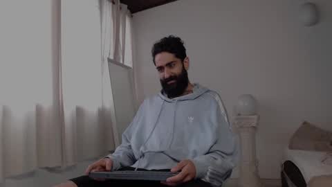 Snapshot of drogama chatting on 02.22.25 Drogama online show from 02.22.25