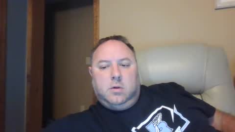 Snapshot of drow0909 chatting on 11.17.25 Drow online show from 11.17.25