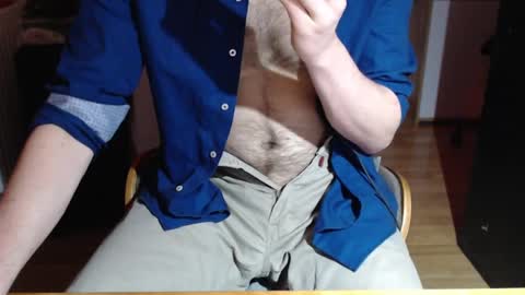 Snapshot of drummerboyjan chatting on 02.22.25 Jan the drummer online show from 02.22.25