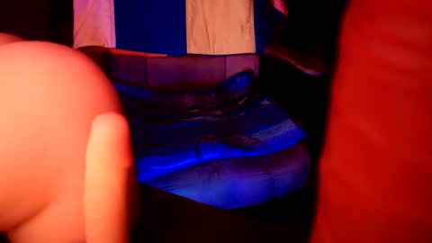 Snapshot of drwhoisit chatting on 12.23.25 Dr WhoIsIt online show from 12.23.25