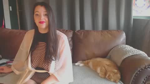 Snapshot of duckman162 chatting on 03.10.25 Duckman and Rose online show from 03.10.25