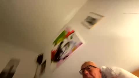 Snapshot of duin8 chatting on 09.20.25 Duin8 online show from 09.20.25