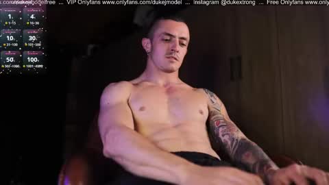 Snapshot of duke_j chatting on 03.11.25 DUKE J              online show from 03.11.25