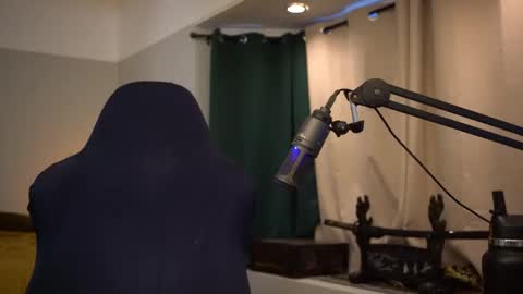 Snapshot of dukethedude chatting on 11.30.25 Duke online show from 11.30.25