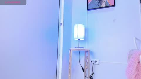 dulce__fiore07 online show from 04.22.26