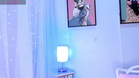 Snapshot of dulce__fiore07 chatting on 06.19.26 dulce__fiore07 online show from 06.19.26