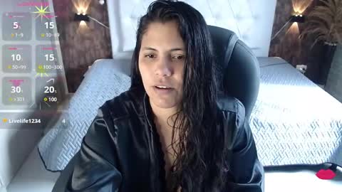 Snapshot of dulce__love69 chatting on 12.15.24 Dulce love69 online show from 12.15.24