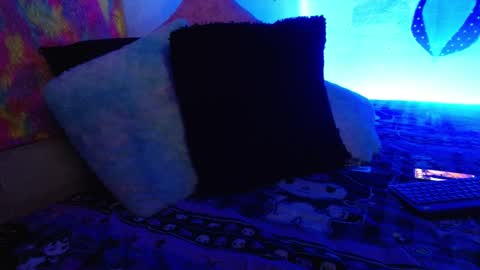 Dulce online show from 10.17.25