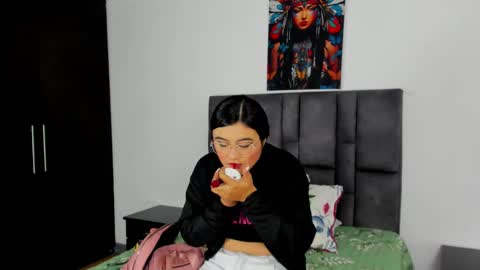 Dulce amg online show from 02.27.25