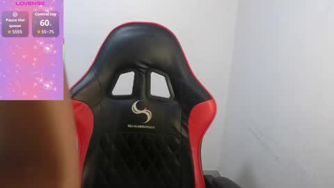 Snapshot of dulce_camx chatting on 05.20.26 dulce_camx online show from 05.20.26