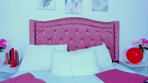 Snapshot of dulceangelita chatting on 12.29.24 Dulce  online show from 12.29.24