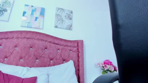 Snapshot of dulceangelita chatting on 01.25.25 Dulce  online show from 01.25.25