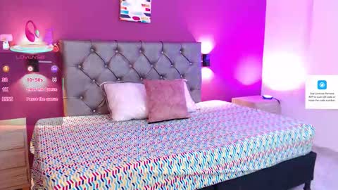 Snapshot of dulcee_gaby chatting on 11.04.25 dulcee_gaby online show from 11.04.25