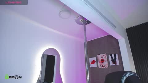 Dulce Rose online show from 10.05.25