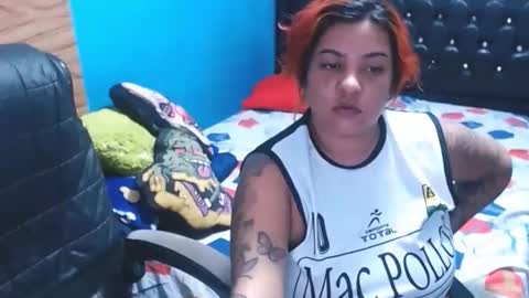 Snapshot of dulcesdemaria chatting on 09.10.25 dulcesdemaria online show from 09.10.25