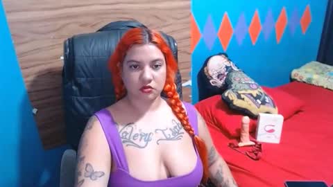 Snapshot of dulcesdemaria chatting on 11.15.25 dulcesdemaria online show from 11.15.25