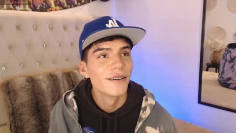 Snapshot of dulcey_ chatting on 10.27.25 Dulcey online show from 10.27.25