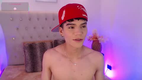 Snapshot of dulcey_ chatting on 11.22.25 Dulcey online show from 11.22.25