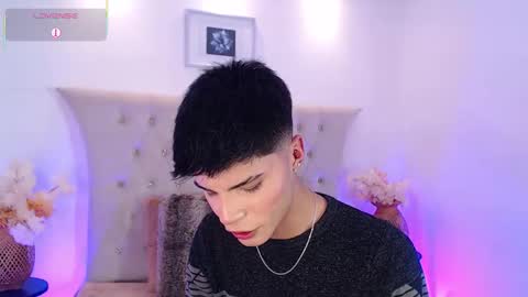 Snapshot of dulcey_ chatting on 11.26.25 Dulcey online show from 11.26.25