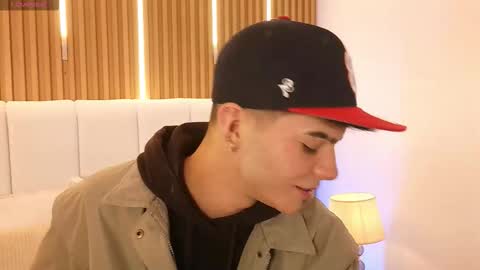 Snapshot of dulcey_ chatting on 03.17.26 Dulcey online show from 03.17.26