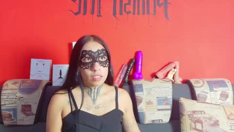 Snapshot of dunnadan_bms chatting on 05.25.26 dunnadan_bms online show from 05.25.26