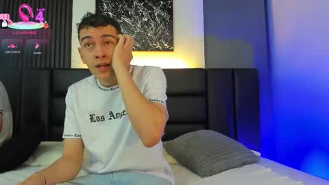 Thomas and Noah online show from 11.23.25