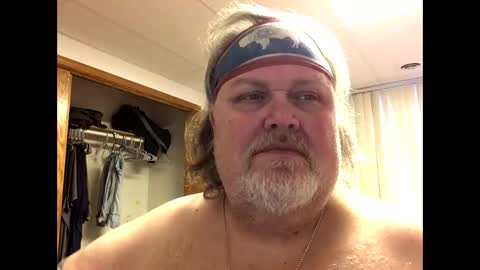 Snapshot of dustyballzer chatting on 12.27.24 Dusty online show from 12.27.24