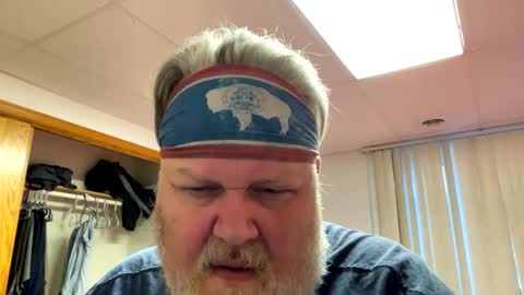 Snapshot of dustyballzer chatting on 02.10.25 Dusty online show from 02.10.25
