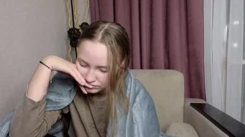 Snapshot of dustydeida chatting on 12.18.25 Jenny online show from 12.18.25