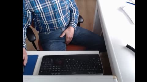 dutchpornking2 online show from 01.18.25