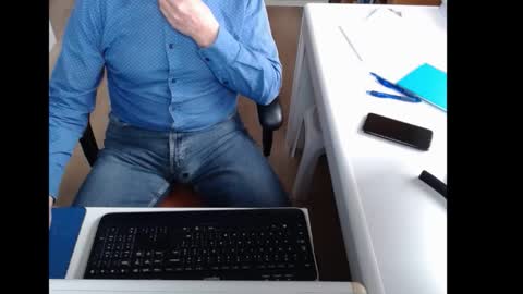 dutchpornking2 online show from 10.29.25