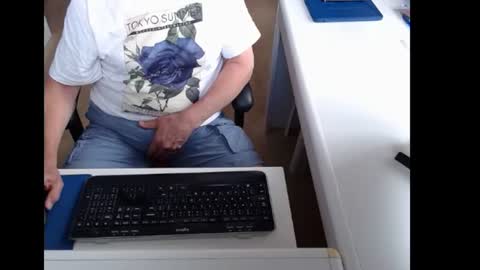 Snapshot of dutchpornking2 chatting on 06.13.26 dutchpornking2 online show from 06.13.26