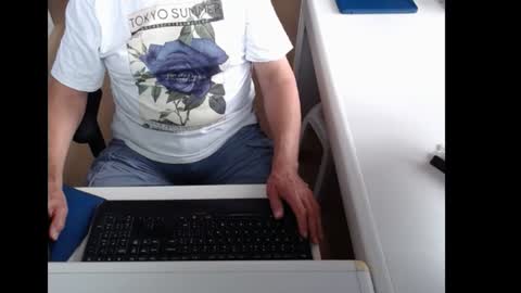 Snapshot of dutchpornking2 chatting on 06.23.26 dutchpornking2 online show from 06.23.26