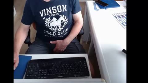 Snapshot of dutchpornking2 chatting on 06.29.26 dutchpornking2 online show from 06.29.26